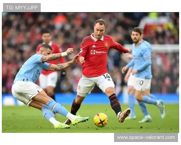 曼联老特拉福德主场氛围回暖，拉什福德破门助胜