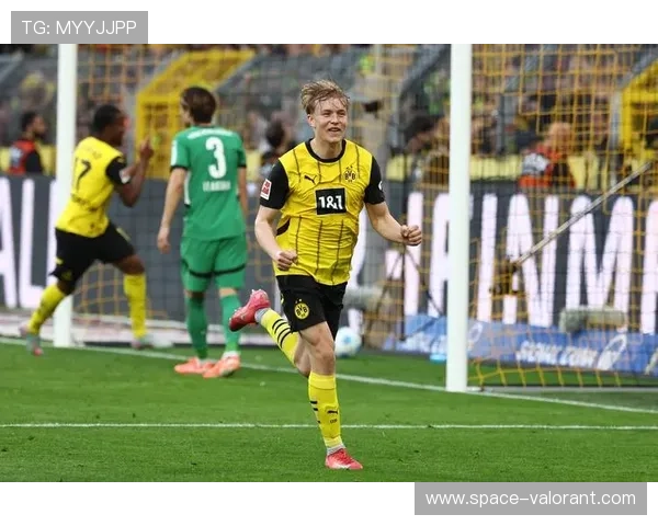 格里马尔多边路传中：勒沃库森进攻体系的致命武器